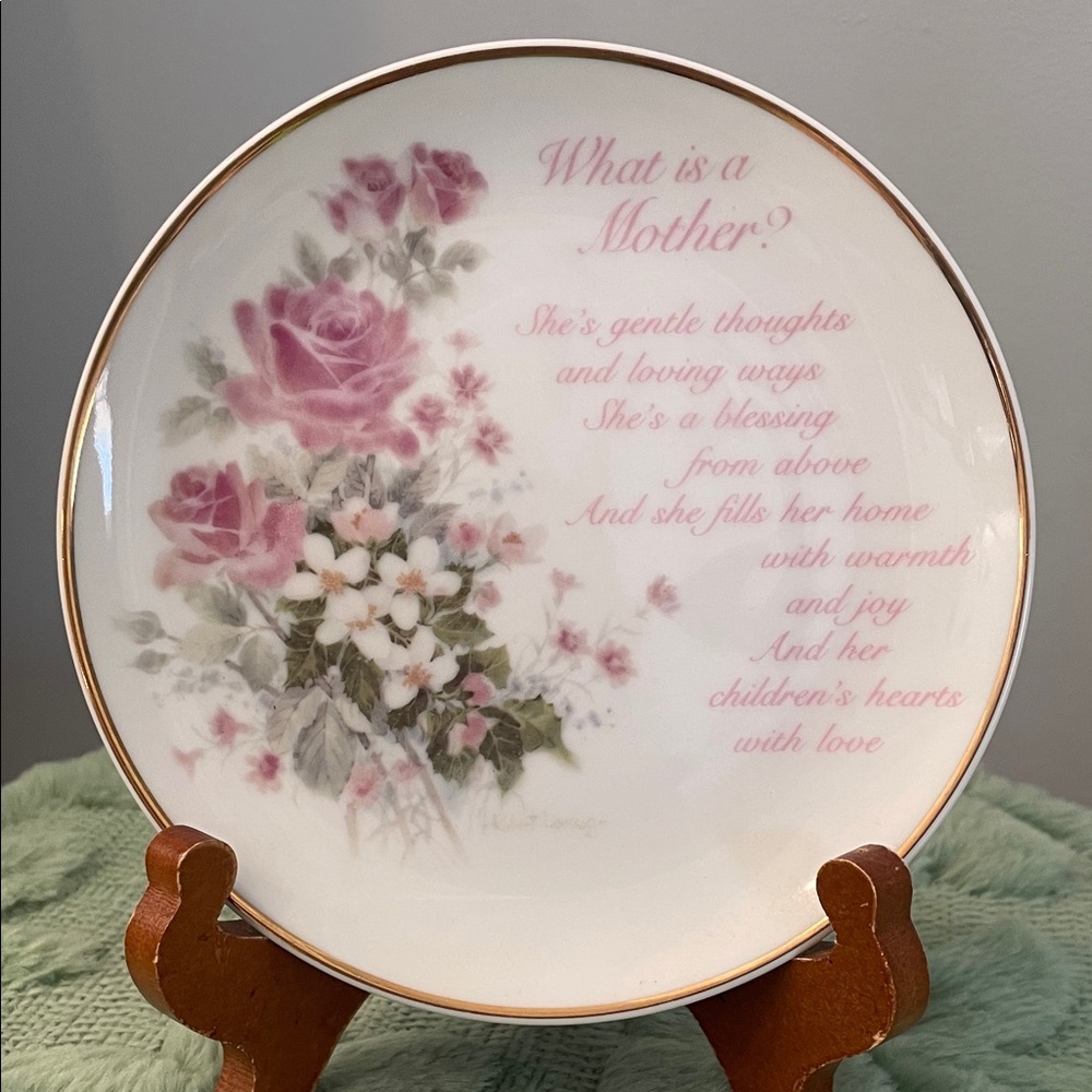 Decorative Floral Plate with Pink Roses Mother’s Day message